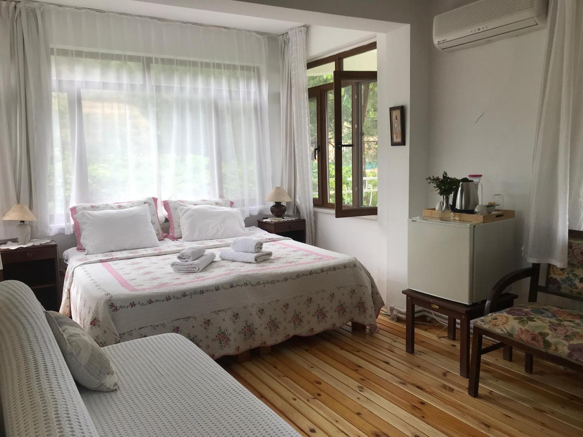 Gunebakan Taliani Hotel Айвалик Екстер'єр фото
