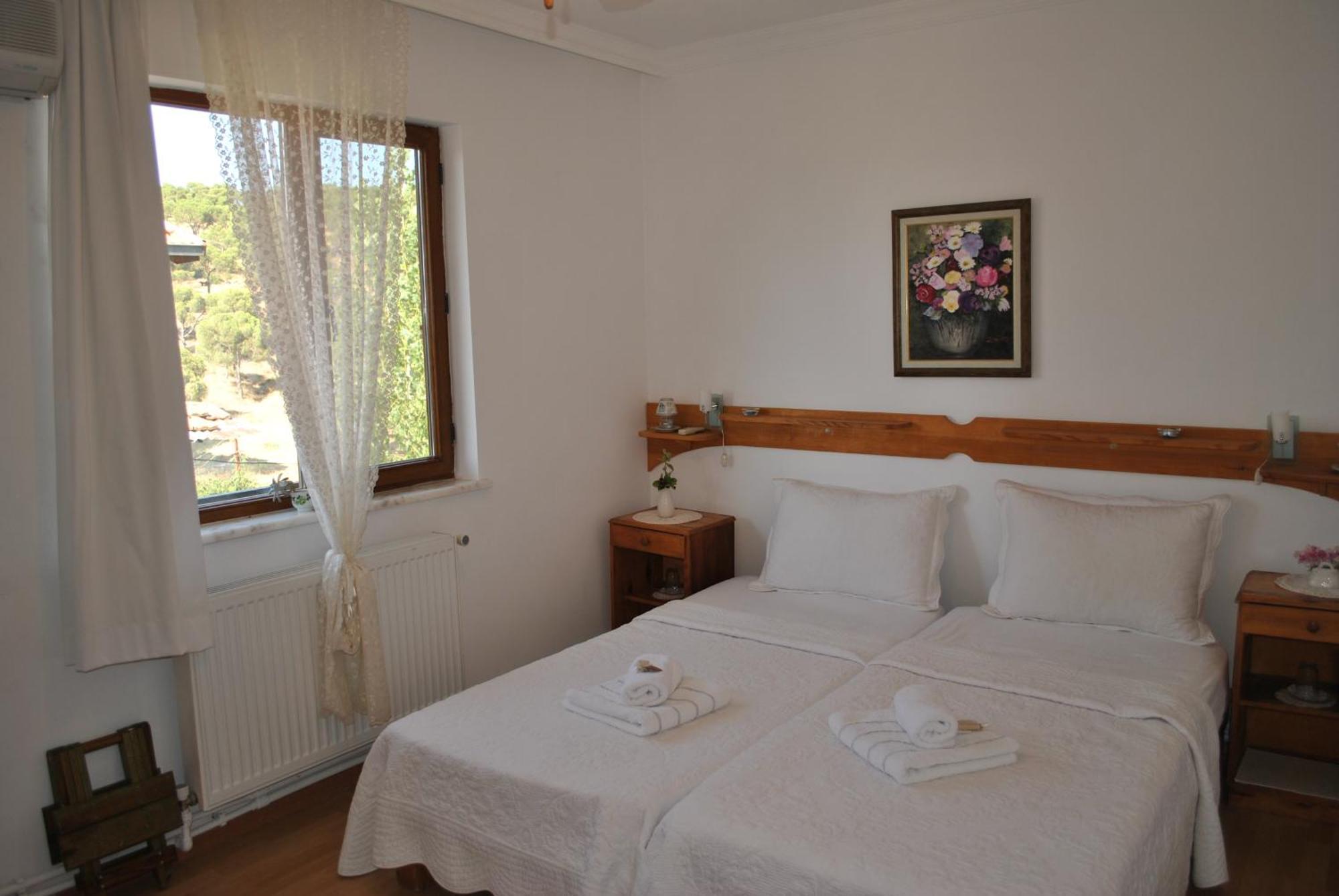 Gunebakan Taliani Hotel Айвалик Екстер'єр фото