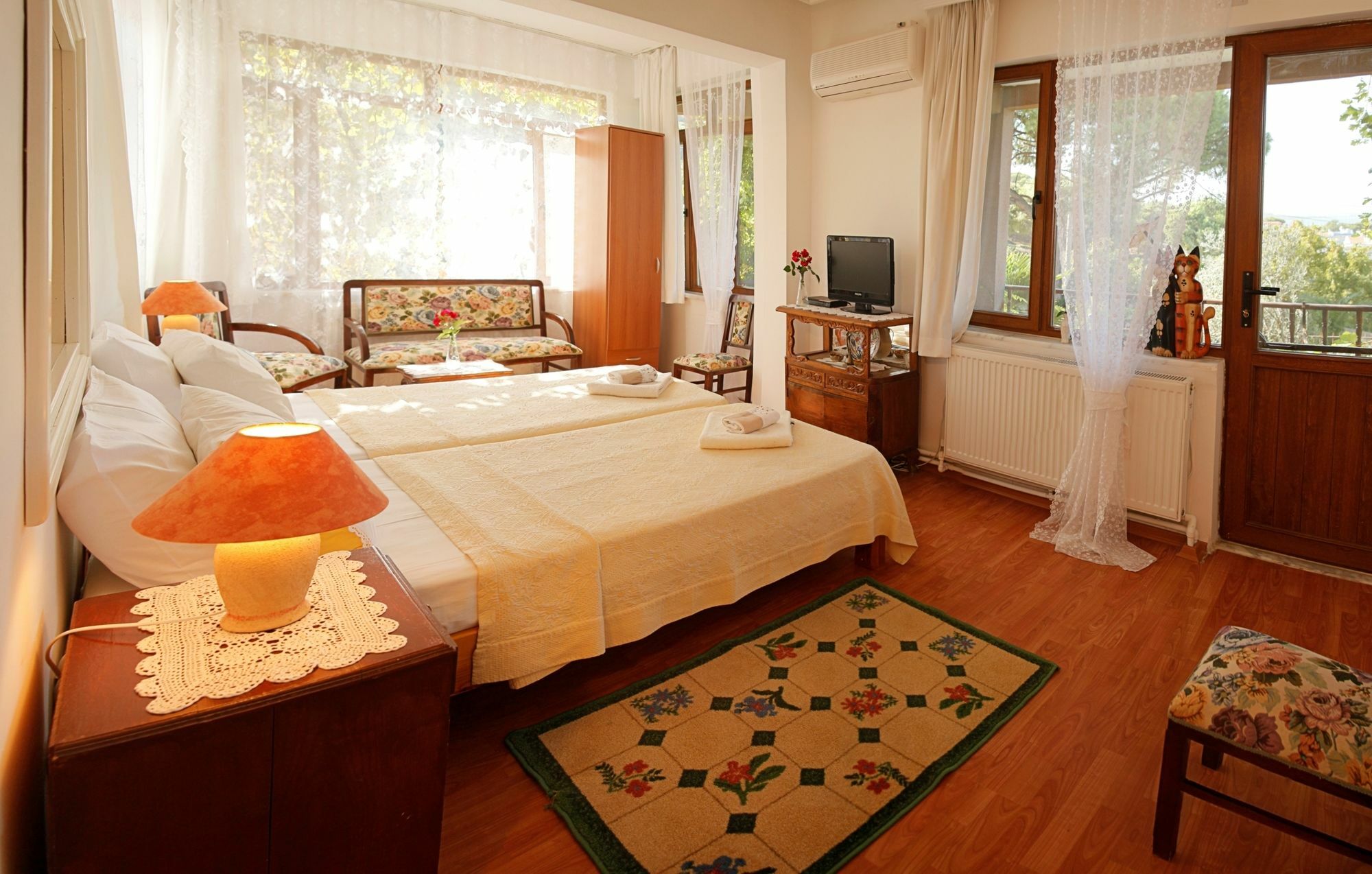 Gunebakan Taliani Hotel Айвалик Екстер'єр фото
